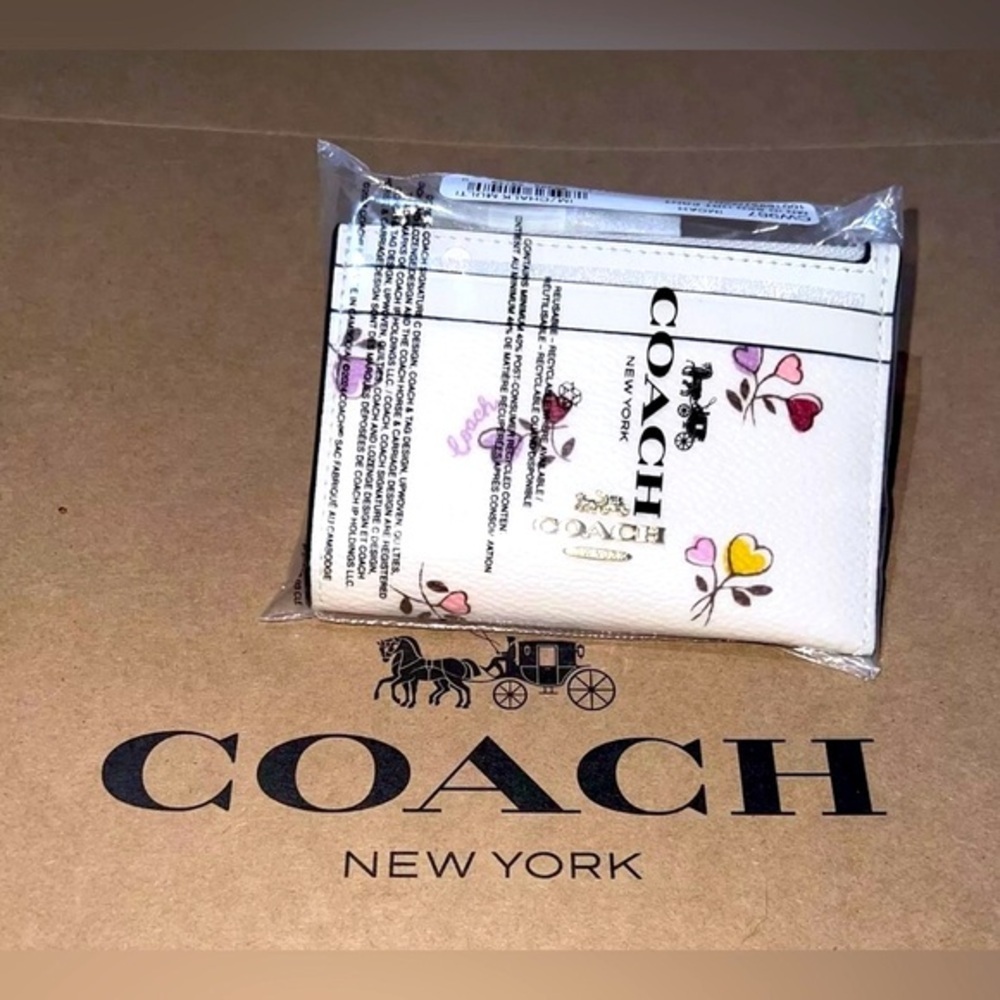 NWT COACH Mini Skinny ID Case Cardholder Wallet & Keychain CW967 w Heart Print